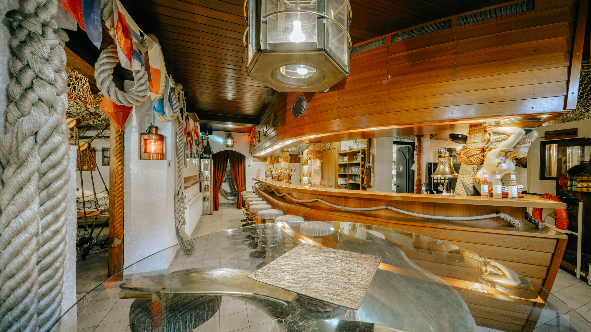 Blaue Maus Restaurant Claus Riegl